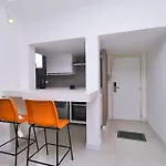 Cobertura Moderna De 3 Quartos Com Jacuzzi E Bbq
